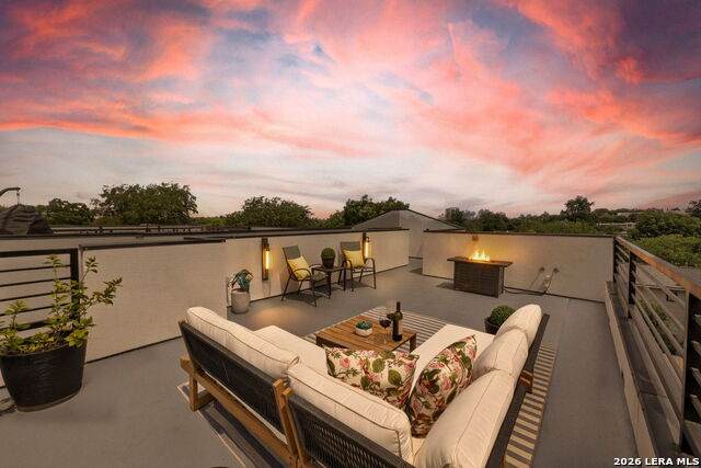 719 Eleanor Ave - Photo 1