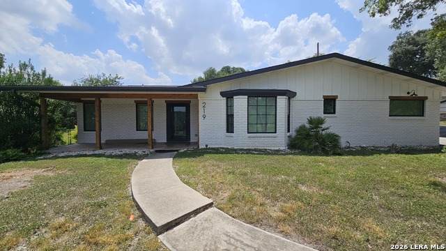 219 Edgevale - Photo 1