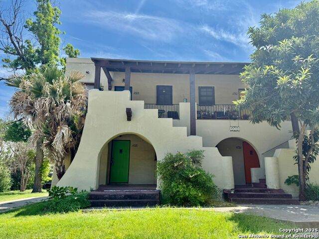 810 Craig - Photo 1