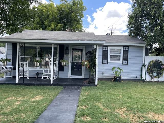 604 Linda Lou Dr - Photo 1