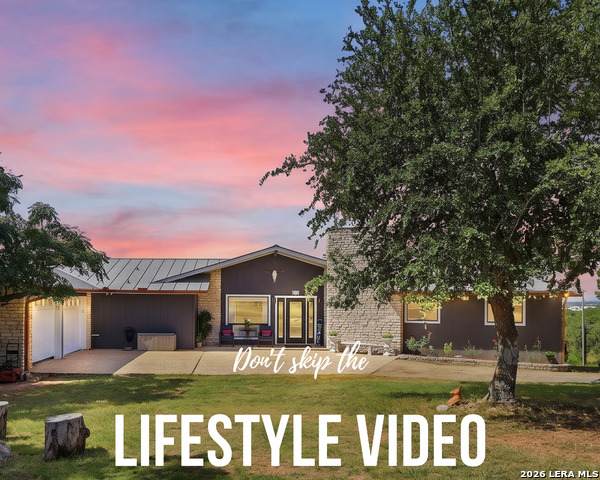 862 Indian Creek Loop - Photo 1