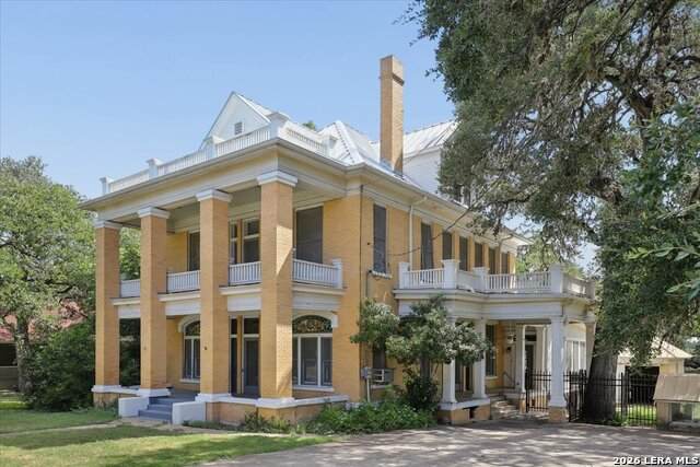 504 Main St - Photo 1