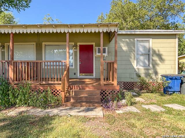 124 Krueger Ave - Photo 1