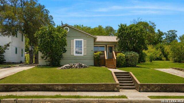 276 Claremont Ave - Photo 1