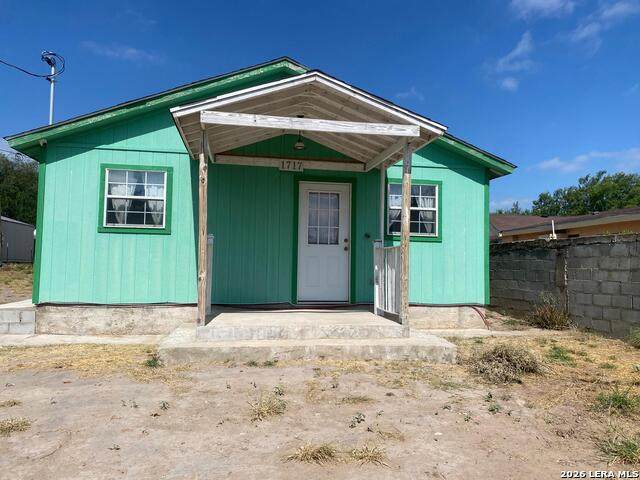 1717 Calle Ginebra - Photo 1