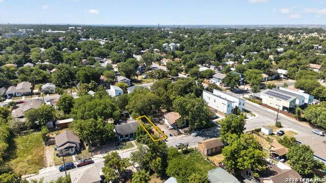 1818 Crockett St - Photo 1