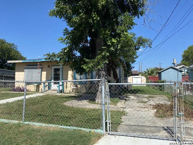 2040 Buffalo St - Photo 1