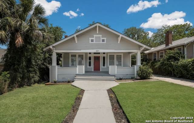621 Hays - Photo 1
