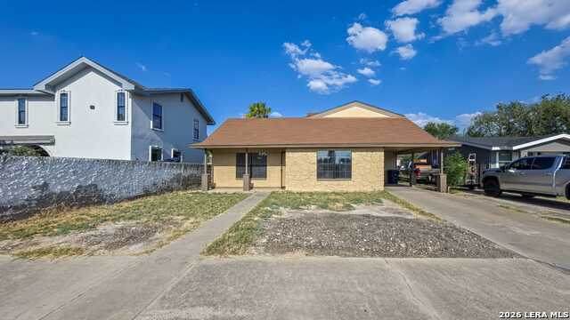 607 Brazos St - Photo 1