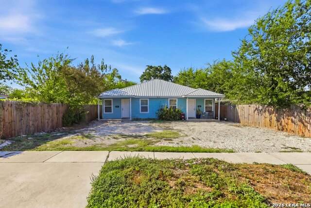 610 Virginia Blvd - Photo 1