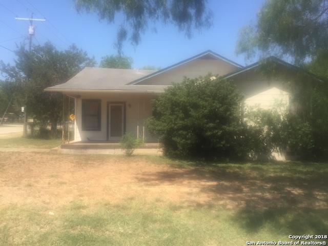 438 Edwards Ave - Photo 1