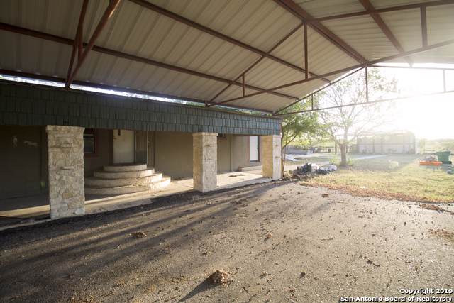 279 County Road 5716 - Photo 1