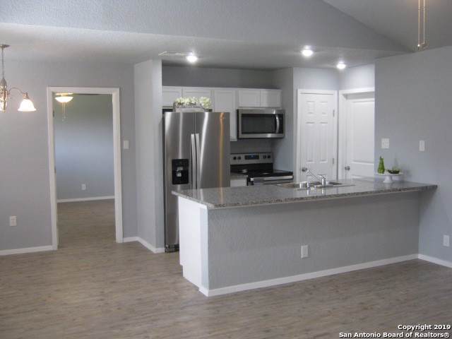 109 Robert Stevens Dr - Photo 1