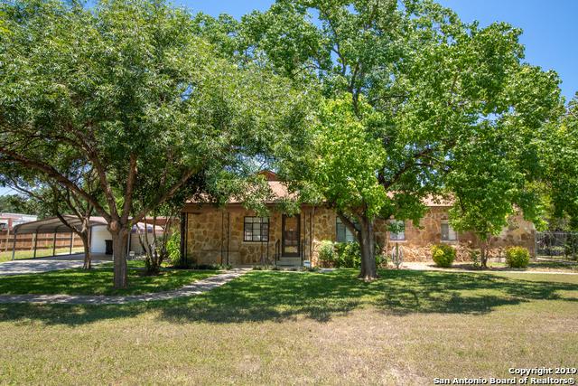 2510 Ww White Rd - Photo 1