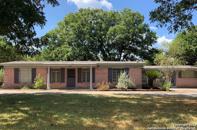4934 View Dr - Photo 1