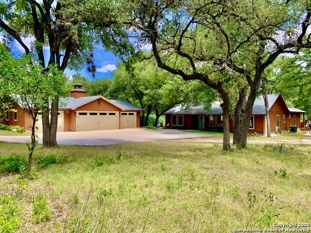 19056 Sherwood Trail - Photo 1