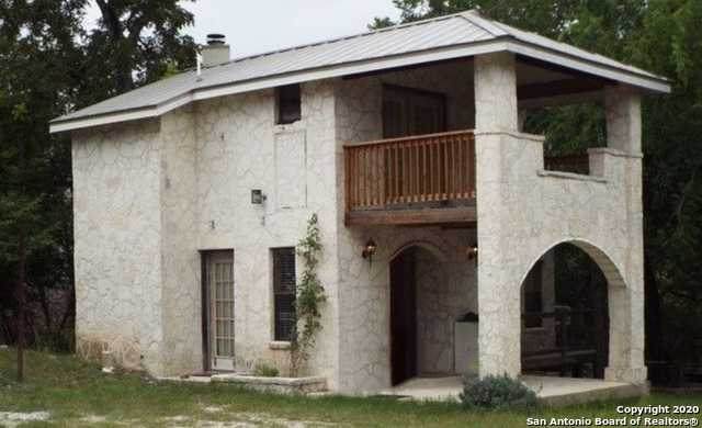 407 Skyview Dr - Photo 1