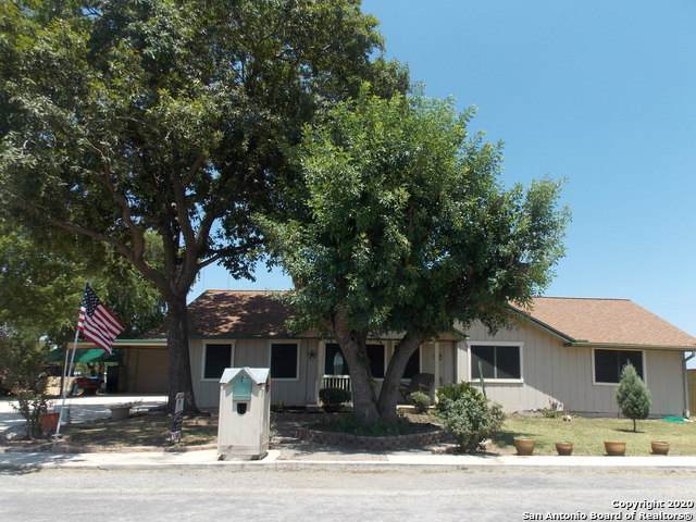 111 Landis Dr - Photo 1