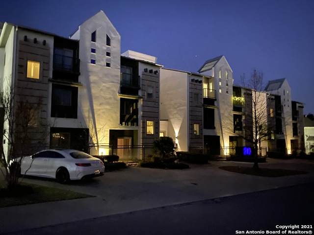 215 Annie - Photo 1