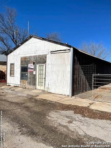 804 High St - Photo 1