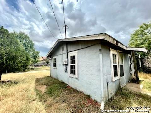 919 Jay St - Photo 1