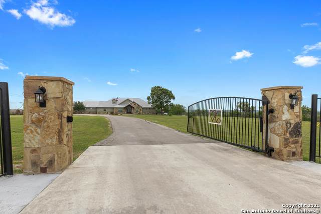 9761 Fm 1101 - Photo 1