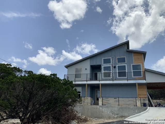 206 Damar Cove - Photo 1