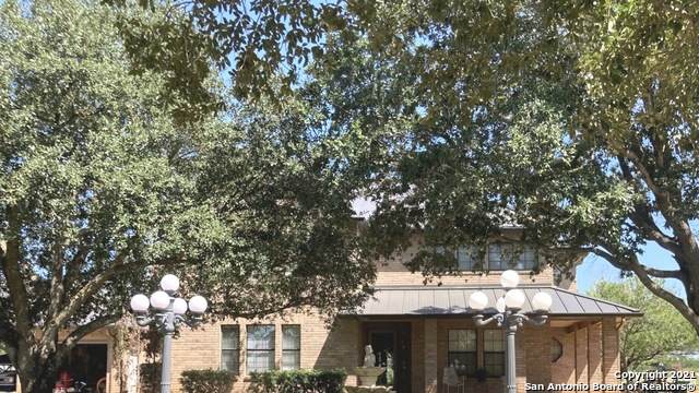 1015 Vaughn Rd - Photo 1