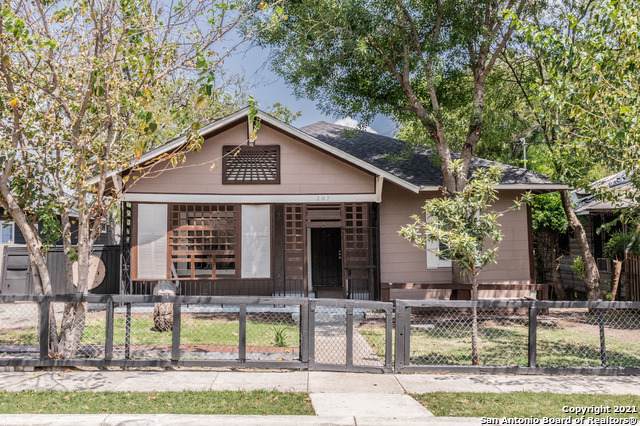 207 University Ave - Photo 1