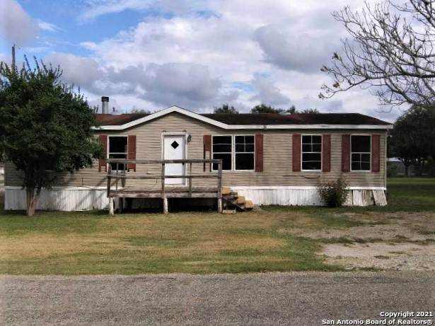 502 Travis St - Photo 1