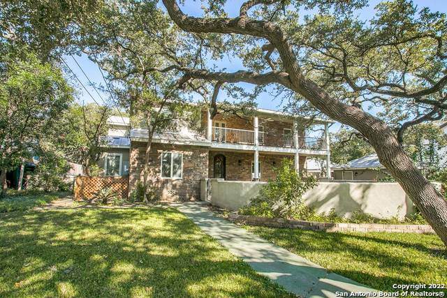 225 Tuxedo Ave - Photo 1