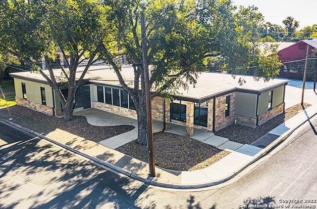 301 San Antonio Ave - Photo 1