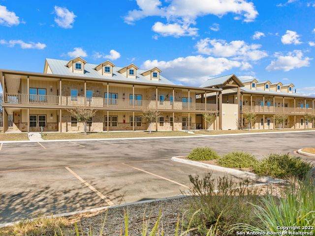 1554 Gruene Rd - Photo 1