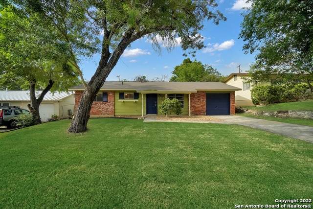 4526 Clear Spring Dr - Photo 1
