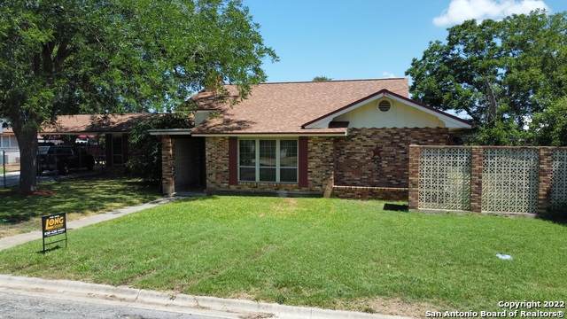 706 20TH ST - Photo 1