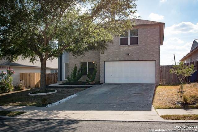 123 Clover Creek - Photo 1