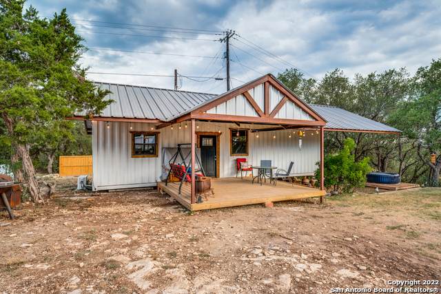 1703 Lake Forest Rd - Photo 1