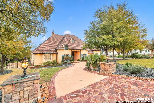221 Lismore - Photo 1