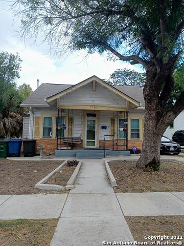 711 Essex St - Photo 1