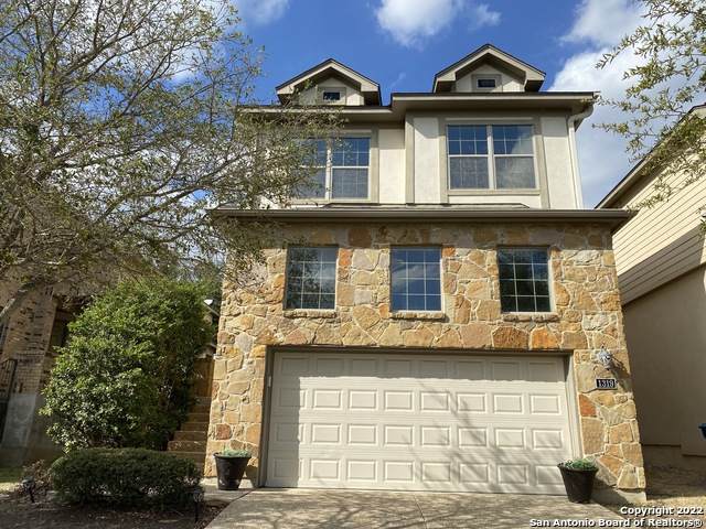 1319 Nicholas Manor - Photo 1
