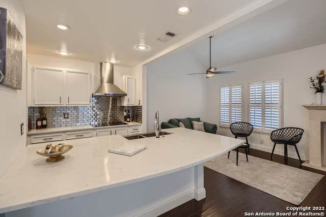 16945 Brookwood - Photo 1