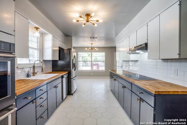 364 Towne Vue Dr - Photo 1