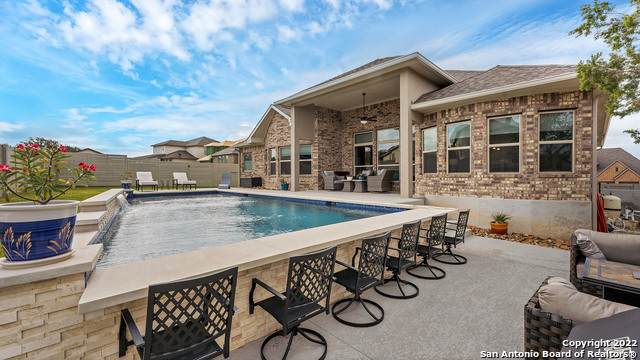 656 Vale Ct - Photo 1
