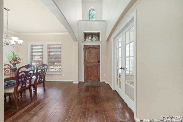 719 Rolling Grove - Photo 1