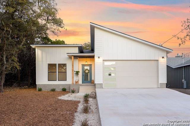 2285 Hornsby - Photo 1
