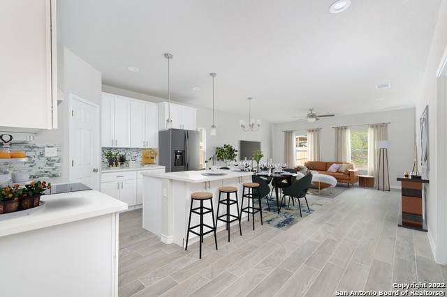123 Yucca - Photo 1