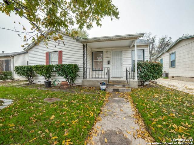 1530 Lullwood Ave - Photo 1