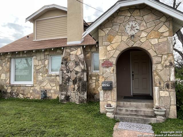 1229 Park St - Photo 1