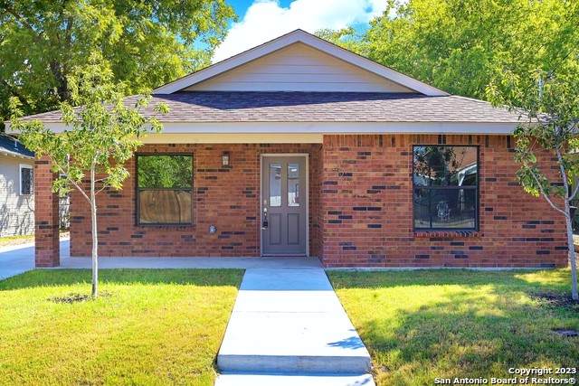 426 Canton - Photo 1