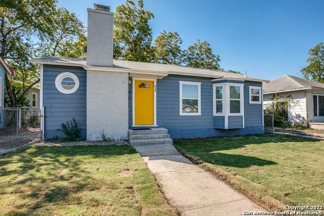 838 Hammond Ave - Photo 1